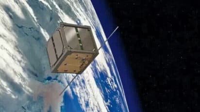 உலகின் முதல் மர செயற்கைக்கோளை விண்வெளிக்கு அனுப்பி ஜப்பான் விஞ்ஞானிகள் சாதனை!