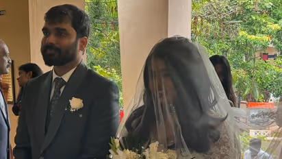 பிக்பாஸில் ரெட் கார்டு வாங்கிய அதே நாள்; காதலியை கரம்பிடித்த பிரதீப் ஆண்டனி!