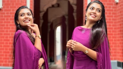 'ഇഷിതയുമായി ഞാൻ പ്രണയത്തിലാണ്':  ചിത്രങ്ങളുമായി മൃദുല വിജയ്