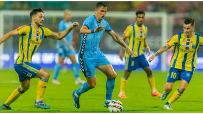 കരയുവാൻ കണ്ണീർ ബാക്കിയില്ല! തുടര്ച്ചയായ മൂന്നാം കളിയിലും തോറ്റ് കേരള ബ്ലാസ്റ്റേഴ്സ്, വിവാദമായി പെനാല്റ്റി