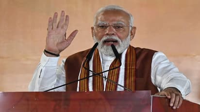 'Ek Hai Toh Safe Hai': PM Modi's big unity message after Yogi's 'batenge toh katenge' goes viral (WATCH)