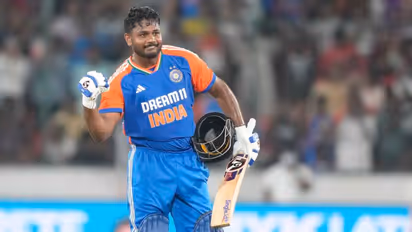 ചാമ്പ്യൻസ് ട്രോഫി ടീം; സഞ്ജു സാംസൺ ബാക്ക് അപ്പ് വിക്കറ്റ് കീപ്പർ, റിഷഭ് പന്തിന് ഇടമുണ്ടാകില്ലെന്ന് മഞ്ജരേക്കർ