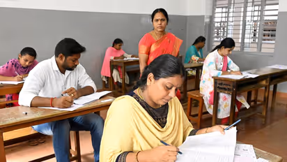 TNPSC Group 4 Exam: டிஎன்பிஎஸ்சி குரூப் 4! இன்னும்10 நாட்கள் தான் இருக்கு! மிஸ் பண்ணிடாதீங்க!