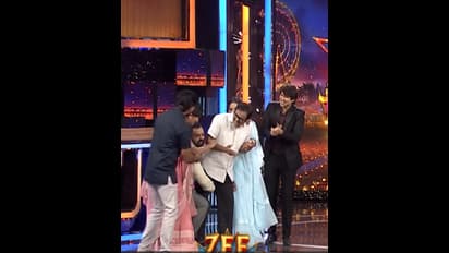 ಅಶೋಕ್ ಜಂಬೆ ಅವರ ಸಹಾಯ  ನೆನೆದು, ನನ್ನ ಗುರುಗಳು ಎಂದು ಕಾಲಿಗೆ ಬಿದ್ದ ನಟಿ ಅಪೂರ್ವ 