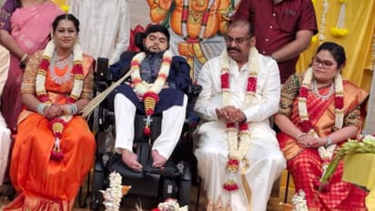 தனுஷ் மற்றும் அக்‌ஷயா குறித்து அவதூறு - நெப்போலியன் சார்பில் காவல் கண்காணிப்பாளரிடம் புகார்!