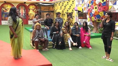 అవినాష్, రోహిణి ఇకనైనా ముసుగు తొలగించండి.. హౌస్ నుంచి బయటకి వెళుతూ హరితేజ సంచలనం 