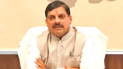 Mohan-Yadav-appreciated-the-universities-providing-multidisciplinary-education