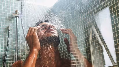 नहाने के सही तरीके में छुपा सेहत का राज