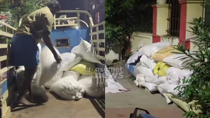 പൊളിഞ്ഞ ഓട നോക്കാനെത്തിയ കൗൺസിലർ പൊതിഞ്ഞുസൂക്ഷിച്ച 25 ചാക്കുകൾ കണ്ടു; പരിശോധനയിൽ പിടിച്ചത് പൂഴ്ത്തിയ റേഷൻ അരി