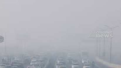 കട്ടപ്പുകയല്ലാതെ ഒന്നും കാണാത്ത സ്ഥിതി! കാഴ്‌ചാപരിധി പൂജ്യമായി ചുരുങ്ങി; പ്രതിസന്ധിയിൽ ദില്ലി വിമാനത്താവളം