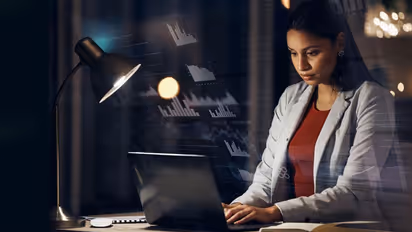 ಅಪ್ಪನ ಟೆಕ್ನಿಕ್ ಬಳಸಿ ಷೇರು ಮಾರುಕಟ್ಟೆಯಿಂದ ಲಕ್ಷಾಂತರ ಆದಾಯ; ಹೂಡಿಕೆ ಮಾಡಿದ ಷೇರು ಯಾವುದು?