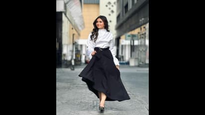 ವೈರಲ್‌ಗಾಗಿ ಬಾಯ್‌ಫ್ರೆಂಡ್ ಜೊತೆಗಿನ ಖುಲ್ಲಂ ಖುಲ್ಲಾ ವಿಡಿಯೋ ಲೀಕ್ ಮಾಡಿದ ರೀಲ್ಸ್ ರಾಣಿ!