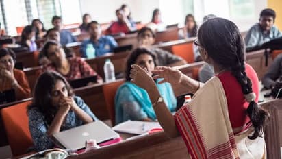 ஆசிரியர்கள் நீண்ட நாள் எதிர்பார்த்து காத்திருந்த அறிவிப்பு.! தேதி குறித்த தமிழக அரசு 