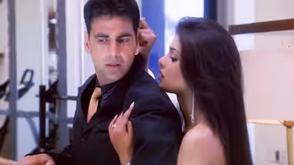 ബോള്‍ഡ് റൊമാന്‍റിക് ത്രില്ലര്‍, പ്രിയങ്കയുടെ കരിയര്‍ മാറ്റിയ പടം; രണ്ടാം ഭാഗം പ്രഖ്യാപിച്ചു