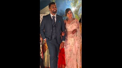 ಬೆಂಗಳೂರಿನಲ್ಲಿ 'ಲಕ್ಷ್ಮಿ ನಿವಾಸ' ಮಾನಸಾ ಮನೋಹರ್ ರಿಸೆಪ್ಶನ್; ಕಲರ್ ಕಲರ್ ಫೋಟೋ ವೈರಲ್!