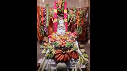 சிவபெருமானையே பிச்சை பாத்திரம் ஏந்த வைத்த பிரம்மன் – ஐப்பசி அன்னாபிஷேக புராணக் கதை, பலன்கள்!