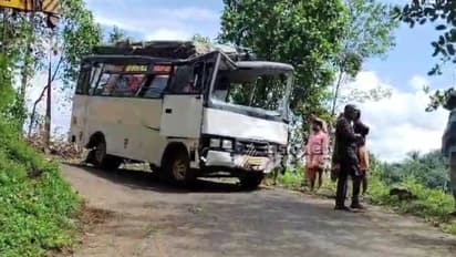 കണ്ണൂർ അപകടം: നാടക സംഘാംഗങ്ങൾക്ക് സർക്കാർ പ്രഖ്യാപിച്ച അടിയന്തിര ധനസഹായം അപര്യാപ്‌തമെന്ന് സി ആ‍ർ മഹേഷ് എംഎൽഎ