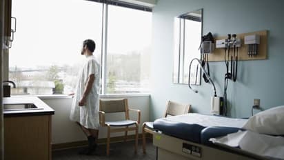 കോടിക്കണക്കിന് രൂപയുടെ സ്വത്തുണ്ട്, മറച്ചുവെച്ച് ചികിത്സാസഹായം നേടി ഫ്ലാറ്റുവാങ്ങി, യുവാവിനെതിരെ രോഷം