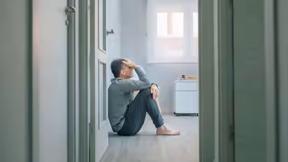 जलवायु परिवर्तन से युवाओं में बढ़ रहे आत्महत्या के विचार- COP29 एक्सपर्ट