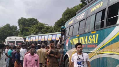 പാലക്കാട് ശബരിമല തീർത്ഥാടകരുടെ ബസ് തമിഴ്‌നാട് ട്രാൻസ്പോർട് ബസുമായി കൂട്ടിയിടിച്ചു; നിരവധി പേർക്ക് പരുക്ക്