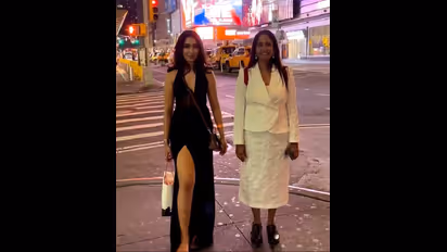 ನನ್ನ ಪ್ರಪಂಚದ ಜೊತೆ ಪ್ರಪಂಚ ನೋಡ್ತಿದ್ದೀನಿ… ಅಮ್ಮನ ಜೊತೆಗಿನ ಸಾನ್ಯಾ ಅಯ್ಯರ್ ಟ್ರಾವೆಲ್ ಫೋಟೊ ವೈರಲ್!