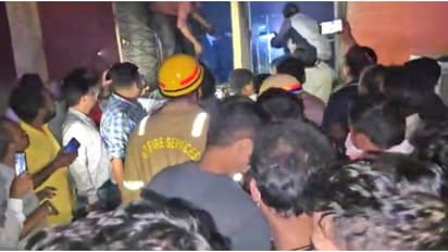 ഝാൻസി ആശുപത്രിയിലെ തീപിടിത്തം; രക്ഷപ്പെട്ട മൂന്ന് കുഞ്ഞുങ്ങൾ മരിച്ചു; തീപിടിത്തവുമായി ബന്ധമില്ലെന്ന് ഡോക്ടർമാർ