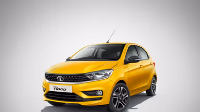 Tata Tiago: టాటా కార్లలో చీప్ అండ్ బెస్ట్ కారు ఇదే. దీనిపై అదిరిపోయే డిస్కౌంట్ ఆఫర్. ఆలస్యం చేయకండి