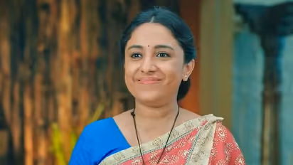 ಅಮೃತಧಾರೆಯ ಸುಧಾ ರಿಯಲ್ನಲ್ಲಿ ಇಷ್ಟೊಂದು ಗ್ಲಾಮರಸ್ ಆಗಿದ್ದಾರಾ? ಬೆಂಕಿ ಎಂದ ನೆಟ್ಟಿಗರು