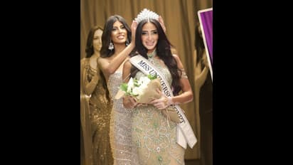 ತೊನ್ನು ಸಮಸ್ಯೆ ನಡುವೆಯೂ ಮಿಸ್ ಯೂನಿವರ್ಸ್ ಫಿನಾಲೆಯಲ್ಲಿ ಇತಿಹಾಸ ಬರೆದ ಲೊಗಿನಾ!