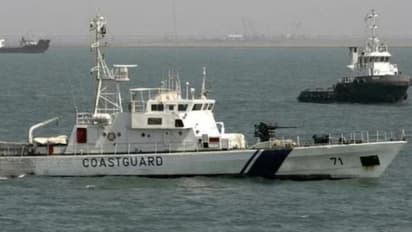 Breaking: ಸಮುದ್ರದಲ್ಲಿ ಭಾರತ-ಪಾಕಿಸ್ತಾನ ಹಡಗಿನ ನಡುವೆ ಭಾರೀ ಫೈಟ್‌, 7 ಮಂದಿ ಮೀನುಗಾರರ ರಕ್ಷಣೆ!