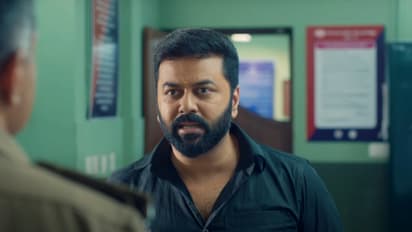 കോമഡി ത്രില്ലറുമായി ഇന്ദ്രജിത്ത്; 'ഞാന്‍ കണ്ടതാ സാറേ' ട്രെയ്‍ലര്‍ എത്തി