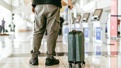 എല്ലാം പ്രണയത്തിന് വേണ്ടി; യുവാവ് ആഴ്ചയിൽ ചൈനയിൽ നിന്നും ഓസ്ട്രേലിയയിലേക്ക്, തിരികെയും