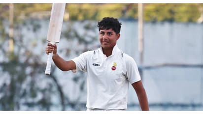 वीरू के बेटे आर्यवीर का धमाकेदार दोहरा शतक! क्या बनेंगे अगले सहवाग?