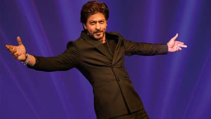 शाहरुख खान आणि हेमा मालिनी: एक अनोखी कहाणी