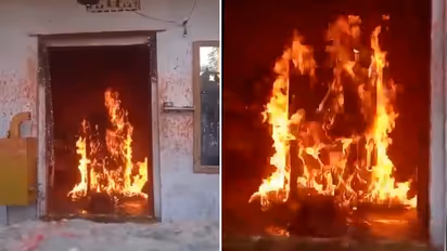 Telangana: Fire engulfs Amareswara Swamy Temple, priest alleges deliberate act (WATCH)