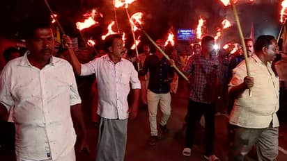 മുനമ്പത്ത് നിന്ന് ആരെയും കുടിയൊഴിപ്പിക്കില്ല, പ്രശ്ന പരിഹാരത്തിന് ജുഡീഷ്യല് കമ്മീഷൻ, പ്രതിഷേധവുമായി സമരസമിതി