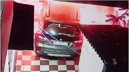 പത്താം ക്ലാസ് വിദ്യാർത്ഥിനിയുടെ വീട്ടിലെ കാർ കത്തിച്ച സംഭവം; സഹപാഠിയും മാതാവും അറസ്റ്റിൽ