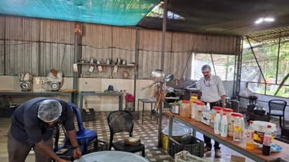 സംസ്ഥാനത്തെ കാറ്ററിങ് യൂണിറ്റുകളില്‍ വ്യാപക പരിശോധന: 10 സ്ഥാപനങ്ങളുടെ പ്രവര്‍ത്തനം നിര്‍ത്തിവെയ്പ്പിച്ചു