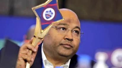 'ಚಾಣಕ್ಯನಿಗಿಂತ ಮಾಸ್ಟರ್ಮೈಂಡ್..' ಡೆಲ್ಲಿ ಮಾಲೀಕ ಸೋಶಿಯಲ್ ಮೀಡಿಯಾದಲ್ಲಿ ಫುಲ್ ಟ್ರೆಂಡ್!