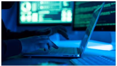 'പുത്തൻ ഐഫോൺ, എംബിഎ ഫീസ്', ഡിജിറ്റൽ അറസ്റ്റിൽ ഡോക്ടറിൽ നിന്ന് തട്ടിയത് 3.9കോടി, 26കാരൻ അറസ്റ്റിൽ 