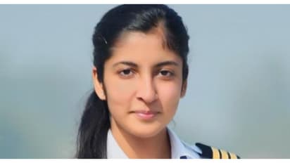 വനിതാ പൈലറ്റിന്റെ മരണത്തിൽ കാമുകൻ അറസ്റ്റിൽ; 'മാംസാഹാരം കഴിച്ചതിന് പരസ്യമായി അധിക്ഷേപിച്ചു, വിലക്കി'