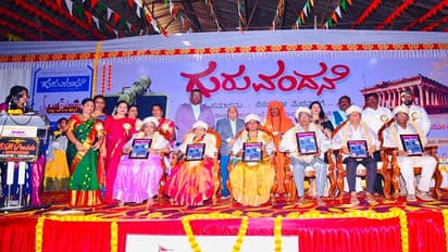 ಭಾರತದಲ್ಲಿ ಗುರುಪರಂಪರೆಗೆ ಮಹತ್ವ ಇದೆ: ನಾಡೋಜ ಡಾ.ಚಂದ್ರಶೇಖರ್ ಕಂಬಾರ