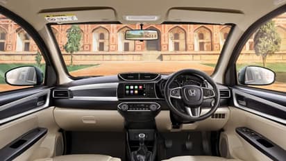 അടിച്ചു മോളേ! ഈ ജനപ്രിയ കാറിന് വെട്ടിക്കുറച്ചത് 1.07 ലക്ഷം, ഇതാ ഹോണ്ട കാർ വിലക്കിഴിവുകൾ വിശദമായി