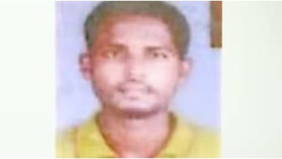 കൈക്കുഞ്ഞുമായി പിതാവ് ട്രെയിനിനു മുന്നിൽ ചാടി മരിച്ചു