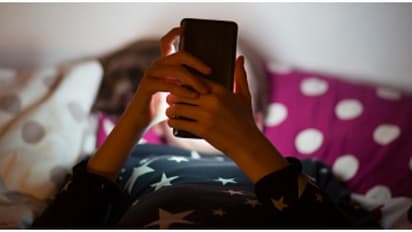 'ബ്രെയിൻ റോട്ട്', ദേ ഈ വാക്ക് ശ്രദ്ധിച്ച് വച്ചോ! അർത്ഥം അറിയുമോ? 2024 ലെ വാക്കായി ഓക്സ്ഫോർഡ് തിരഞ്ഞെടുത്തു