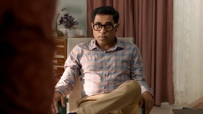 ലുക്ക് മാത്രമല്ല, ടോട്ടലി ഡിഫറന്റ്; 'എക്സ്ട്രാ ഡീസന്റ്' ആയി സുരാജ്, ട്രെയ്ലര്