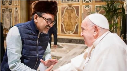 ഫ്രാൻസിസ് മാർപ്പാപ്പയുമായി കൂടിക്കാഴ്ച നടത്തി പാണക്കാട് സാദിഖലി ശിഹാബ് തങ്ങൾ