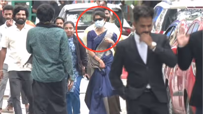 ಬಿಗ್ ಬಾಸ್ ಮನೆಯಿಂದ ಮಧ್ಯದಲ್ಲೇ ಹೊರಬಂದ ಚೈತ್ರಾ ಕುಂದಾಪುರ