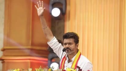 விஜய் செய்தது தவறு; மன்னர் காலத்தில் கூட இப்படி நடக்கவில்லை - கொதிக்கும் பிரபலம்!