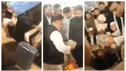 വരന് 2.5 കോടി, കാറ് വാങ്ങാന് മറ്റൊരു 75 ലക്ഷവും; വിവാഹ വേദിയില് വച്ച് കോടികള് കൈമാറുന്ന വീഡിയോ വൈറൽ